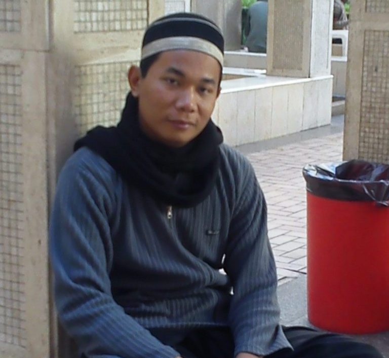 Hi. M. Agus Fattah Al-Bahrein (Gus Fattah)