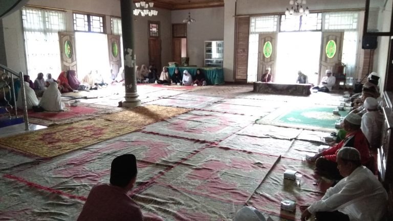 Pembukaan Pengajian Alumni Haji KBIH Al-Ustmani 2018-2019