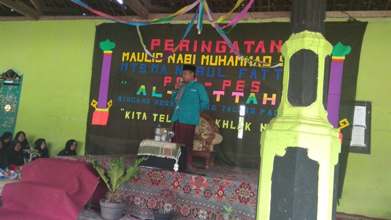 Memperingati Maulid Nabi Muhammad SAW Di Pesantren Al-Fattah